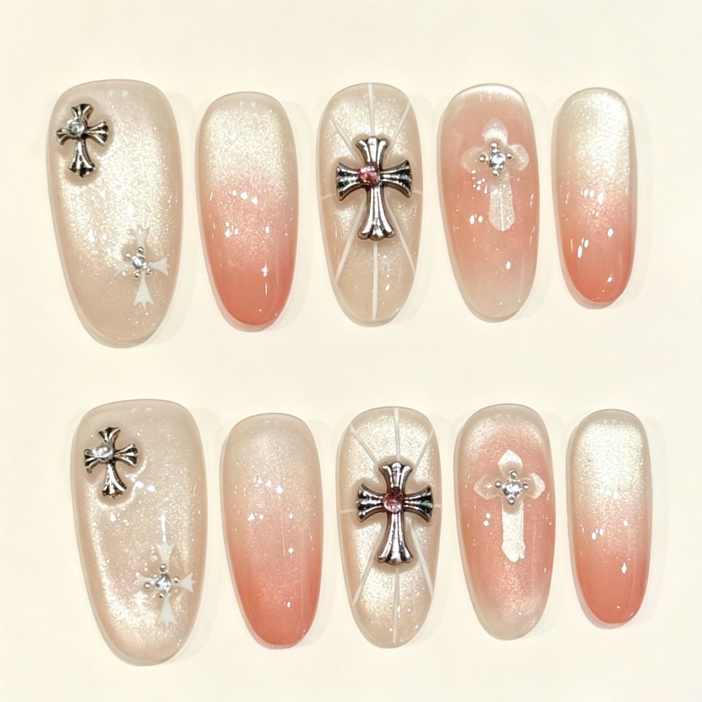 Veyren Mythis | Medium Oval Press‑on Nails