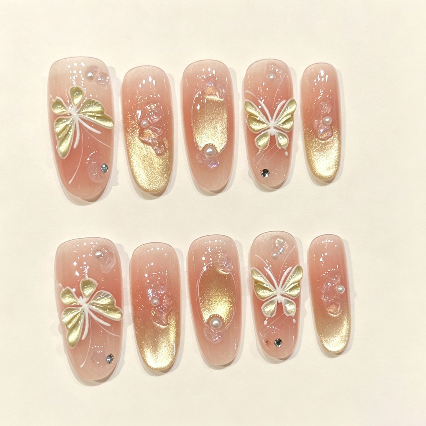 Elthyn Viora | Medium Oval Press‑on Nails
