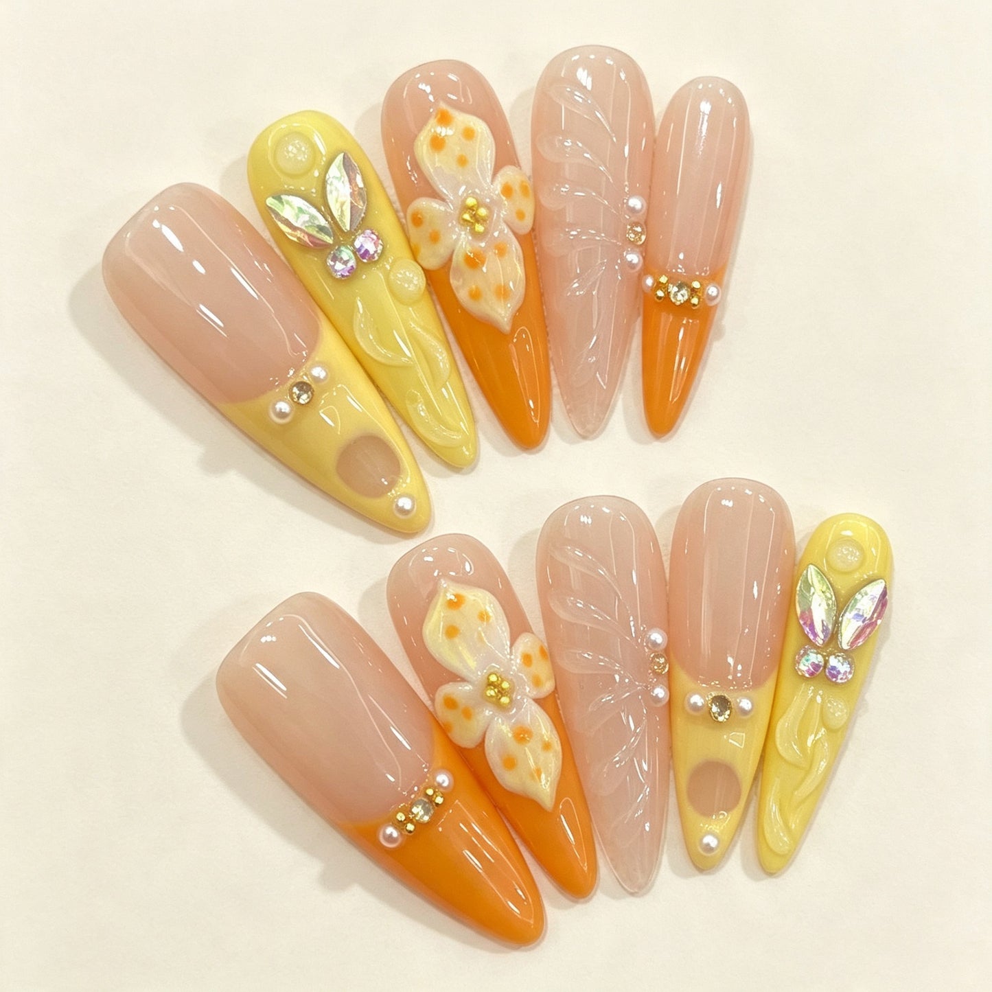 Honey Wing | Long Stiletto Press‑on Nails