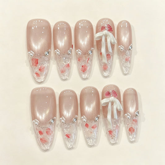 Mia Petal | Long Oval Press‑on Nails