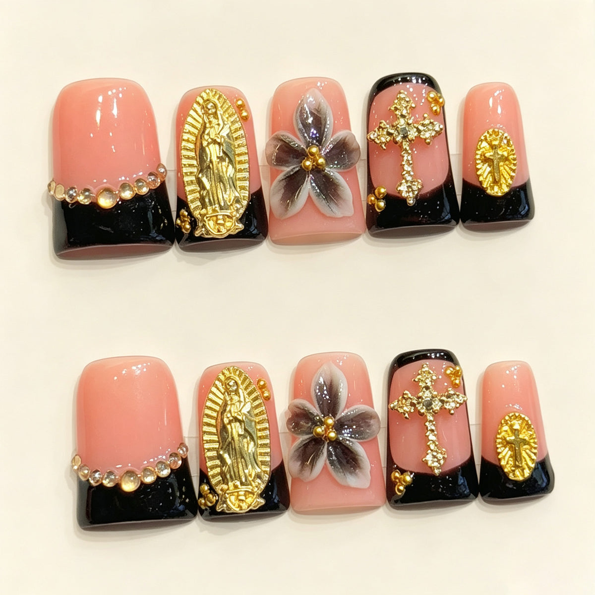 Noir Golden Vow | Short Duck Press‑on Nails