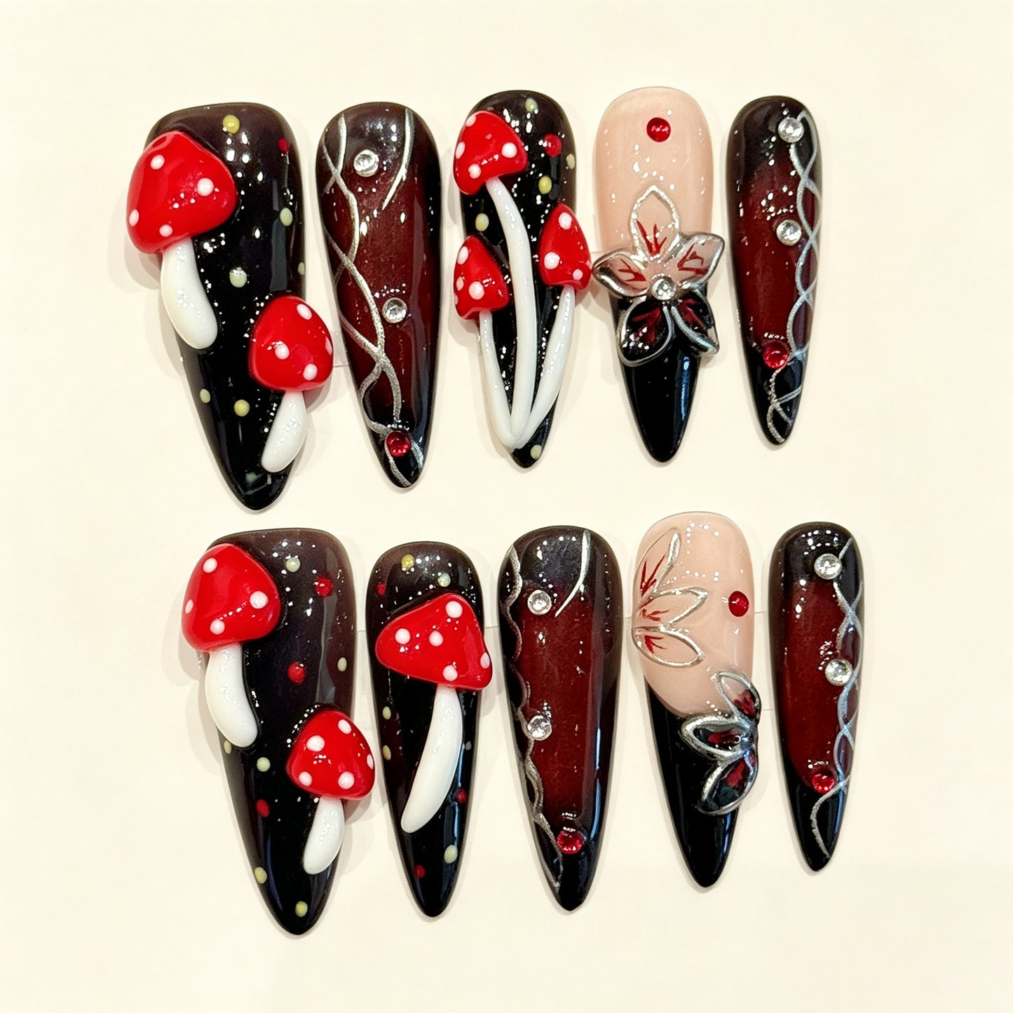Night Fungi | Long Stiletto Press‑on Nails