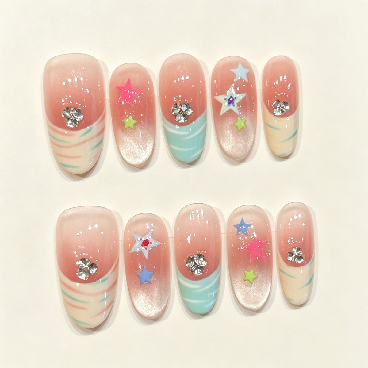 Sweet Star | Medium Oval Press‑on Nails