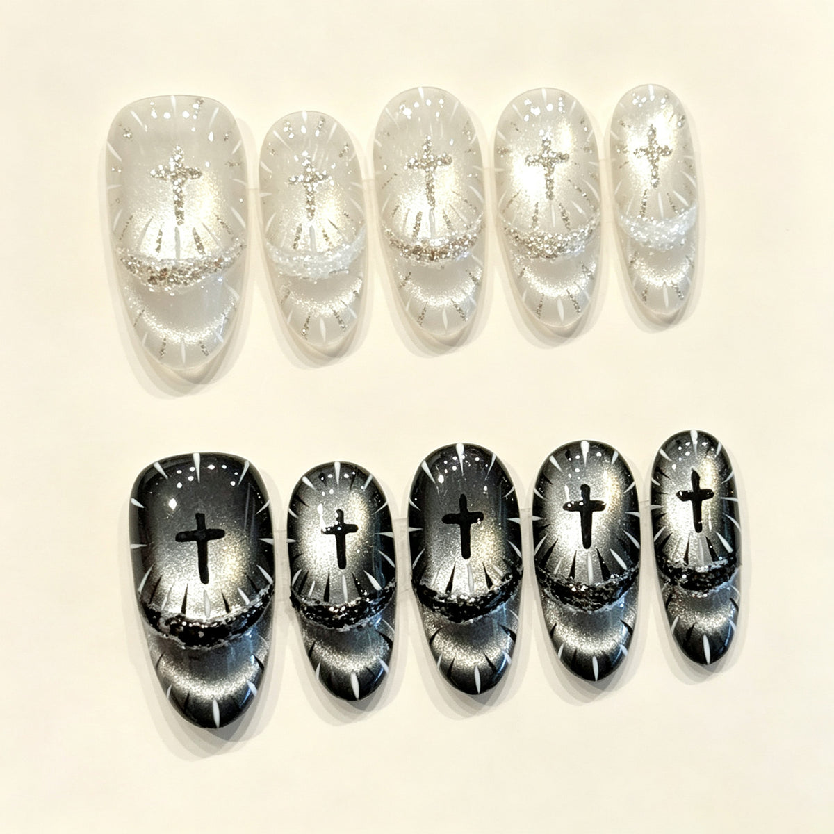 Silver Creed | Medium Oval Press‑on Nails