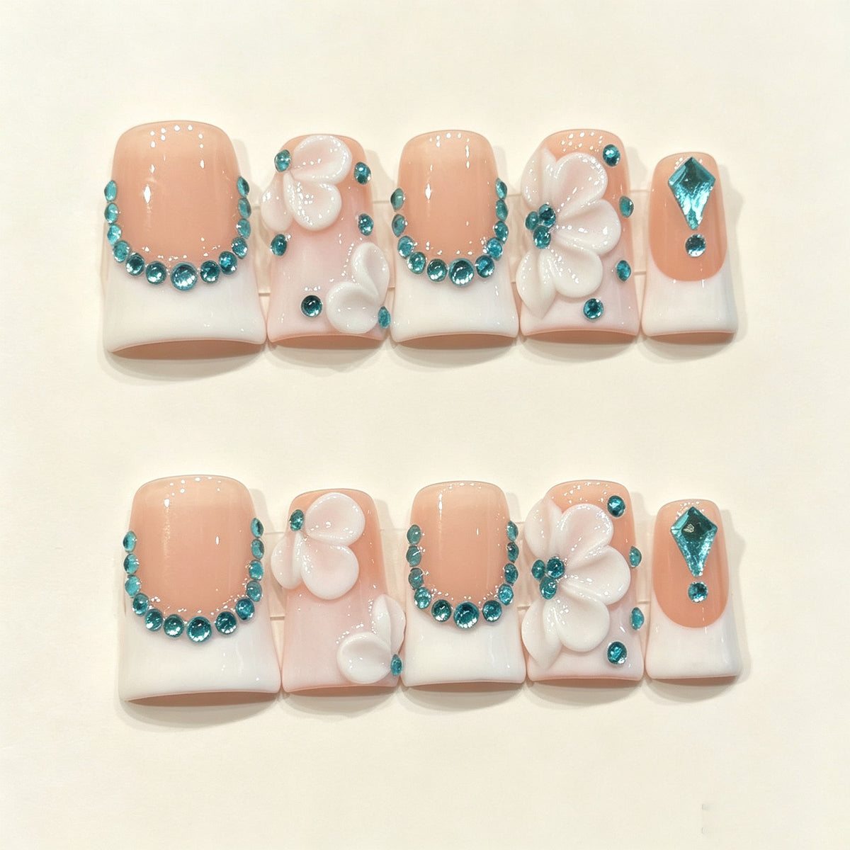 Aqua Petal | Short Duck Press‑on Nails