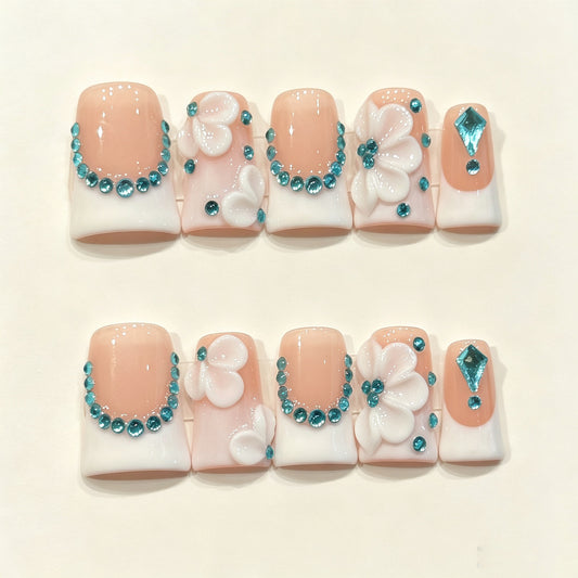 Aqua Petal | Short Duck Press‑on Nails